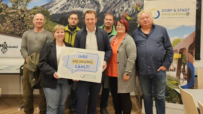 Großes Interesse zeigten die Gamingerinnen und Gaminger an der Zuhör-Tour der Dorf- & Stadterneuerung.